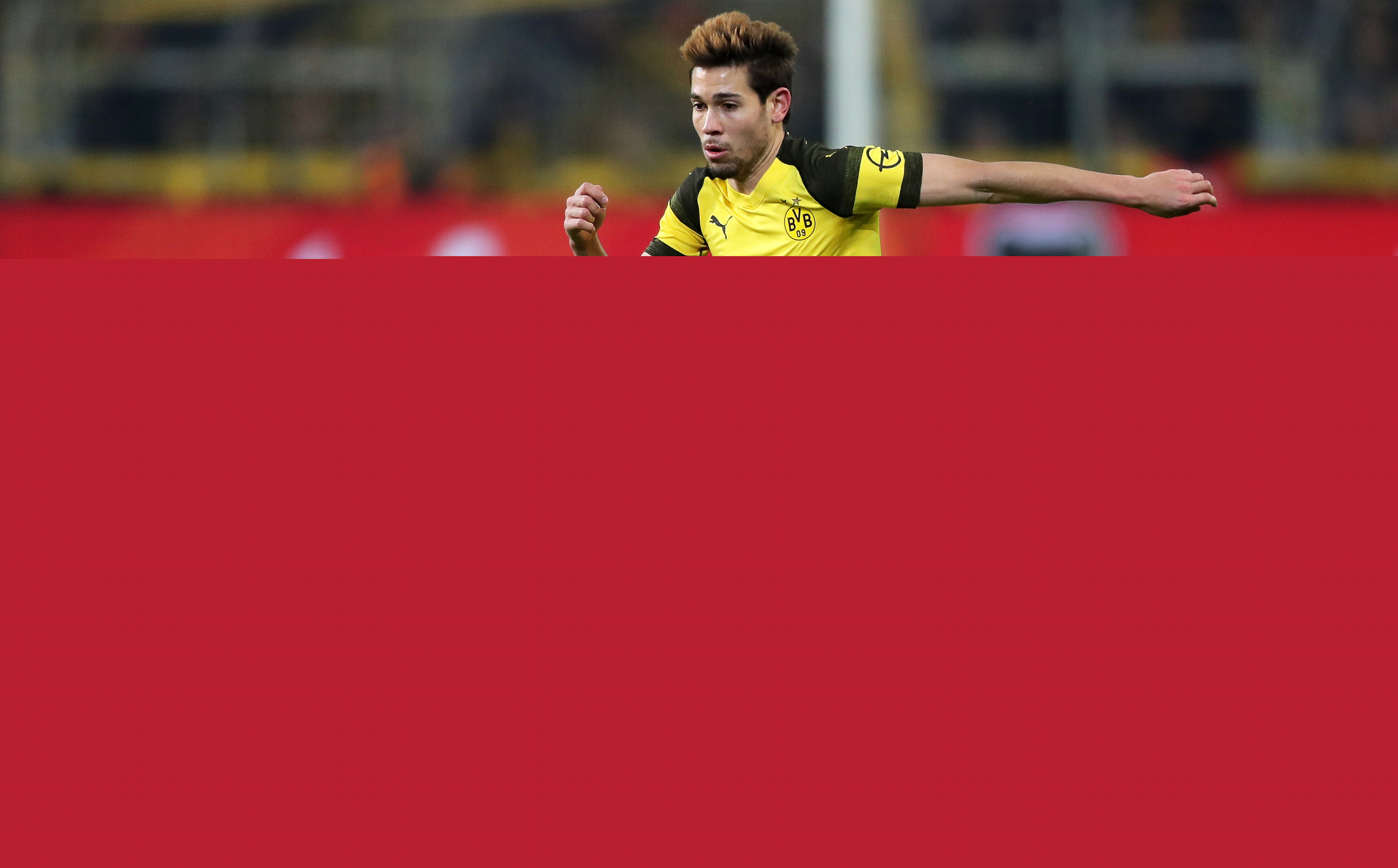 半场战报：拉齐奥1-0莱切，贡多齐建功（半场：拉齐奥1比0领先莱切，贡多齐破门）