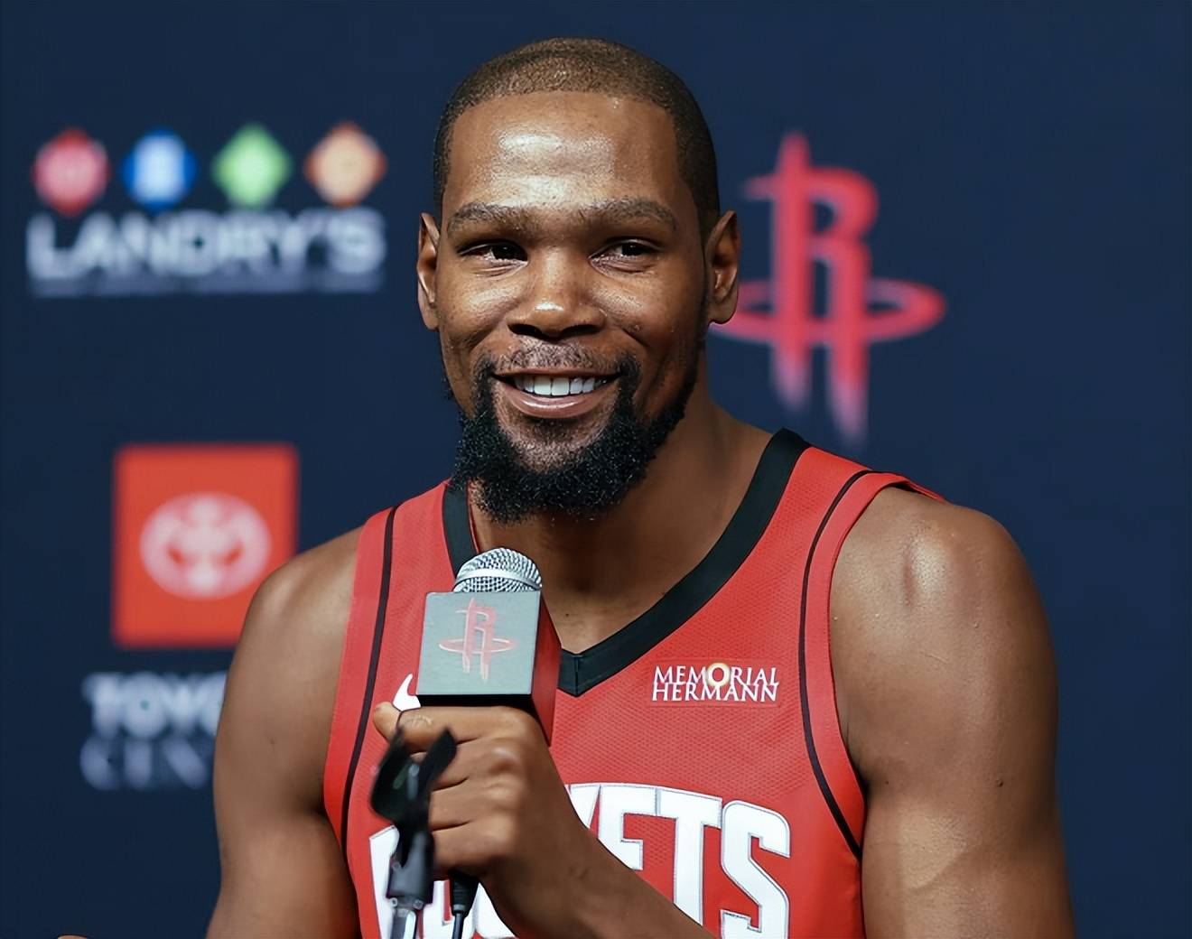 杨瀚森连续多场遭DNP，大量球迷开始退票（杨瀚森连续缺席比赛引发退票潮）