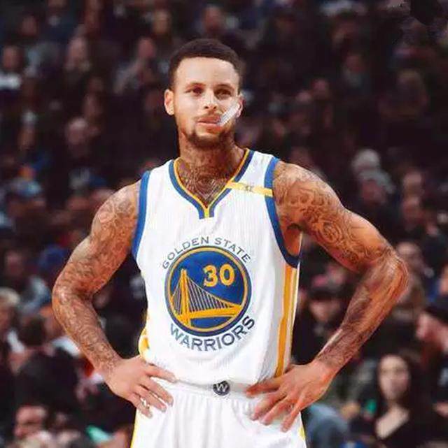 近10年欧冠门将零封率：拉亚54%第1，布冯47%第2，奥纳纳上榜（欧冠近10年门将零封率榜：拉亚54%居首，布冯47%次席，奥纳纳在列）