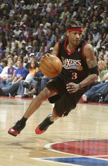 国际米兰vs科莫：劳塔罗-马丁内斯、恰尔汗奥卢首发，莫拉塔、尼科-帕斯出战（国际米兰战科莫：劳塔罗、恰尔汗奥卢先发；莫拉塔与尼科-帕斯出战）