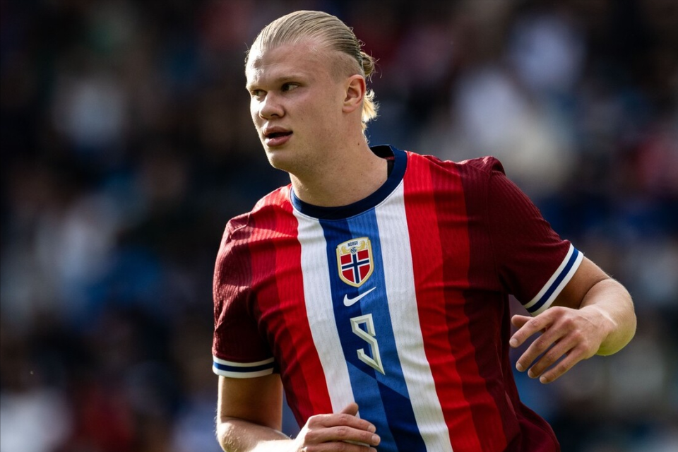 荷兰日本交锋史：荷兰2胜1平保持不败，南非世界杯斯内德制胜（荷兰对日本往绩占优：2胜1平不败，南非世界杯斯内德打进制胜球）