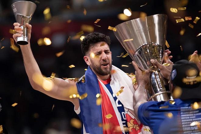 费内巴切官方：已就对比尔森胜利主裁的判罚问题向欧足联投诉（费内巴切官方：已就比尔森胜利一战主裁判罚向欧足联申诉）