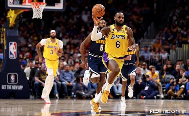 小凯文·波特：社交媒体的个性化表达（小凯文·波特：在社交媒体上展现独特自我）