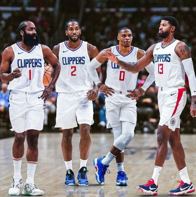 利雅得胜利vs费哈：C罗领衔，马内、菲利克斯、科曼首发（利雅得胜利战费哈：C罗挂帅，马内、菲利克斯、科曼先发）