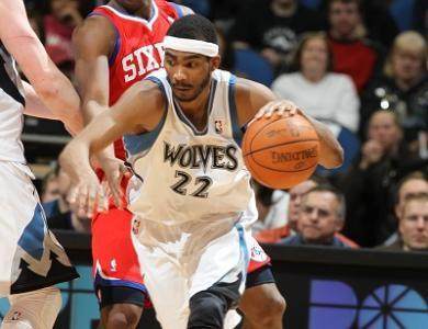 意媒：为避免球迷干扰，斯帕莱蒂决定尤文不在那不勒斯过夜（意媒：为避球迷骚扰，斯帕莱蒂决定尤文不在那不勒斯留宿）