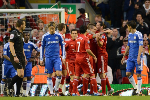 该有的样子！弗拉格率队疯狂反扑 巴特勒上篮+极限救球勇士稳住局势（该有的气势！弗拉格率队掀起疯狂反攻，巴特勒上篮加极限救球，勇士稳住场面）