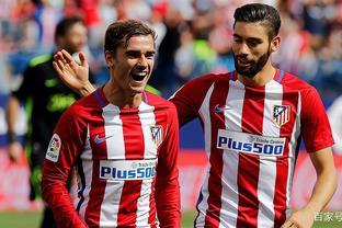 差1板三双！吉迪12中6拿到19分9板12助2断（吉迪12投6中砍下19分9篮板12助攻2抢断，距三双仅差一板）