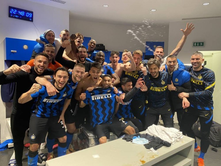 瓜迪奥拉谈队中另一名前锋马尔穆什（瓜迪奥拉谈到队内另一名前锋马尔穆什）